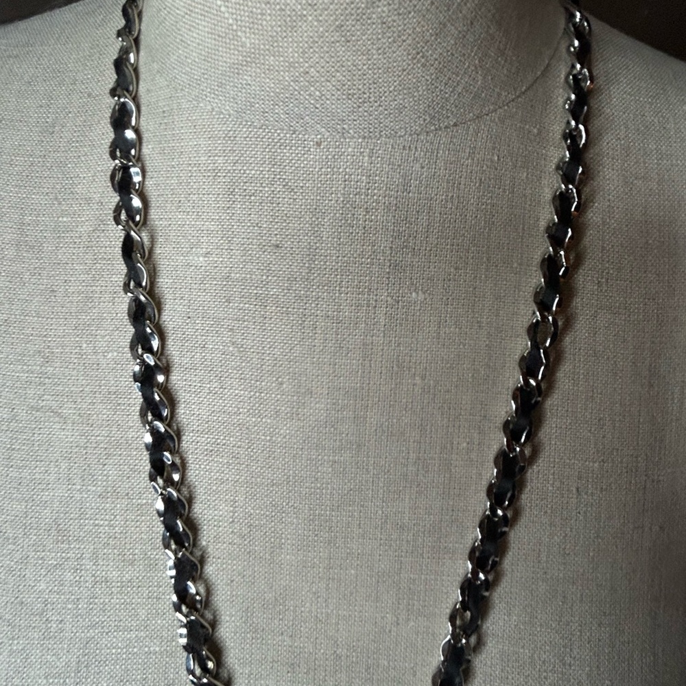 White House Black Market Black and Silver Chain Necklace